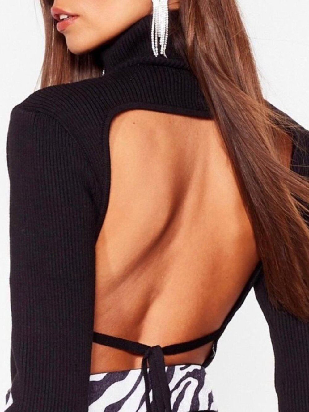 NASTY GAL Black Ribbed Open Back Tie Long Sleeve Turtleneck Crop Top Size 2
